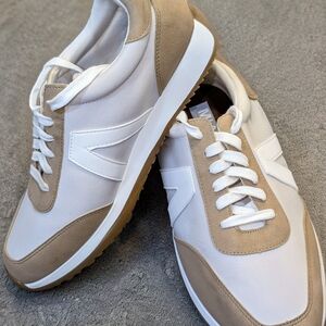 MIA Kable Sneakers White and Tan Retro Sneakers